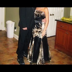 Strapless Formal Dress
