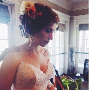 Meet your Posher, Alexis