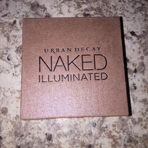 Urban Decay Naked Illuminated Shimmering Powder