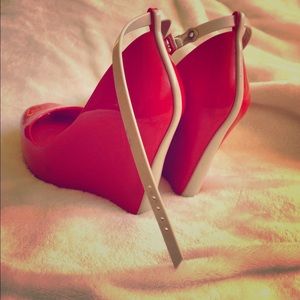 Melissa wedges. Discount shipping for 1 hr.