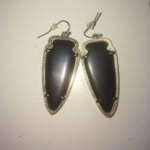 black Kendra Scott!!
