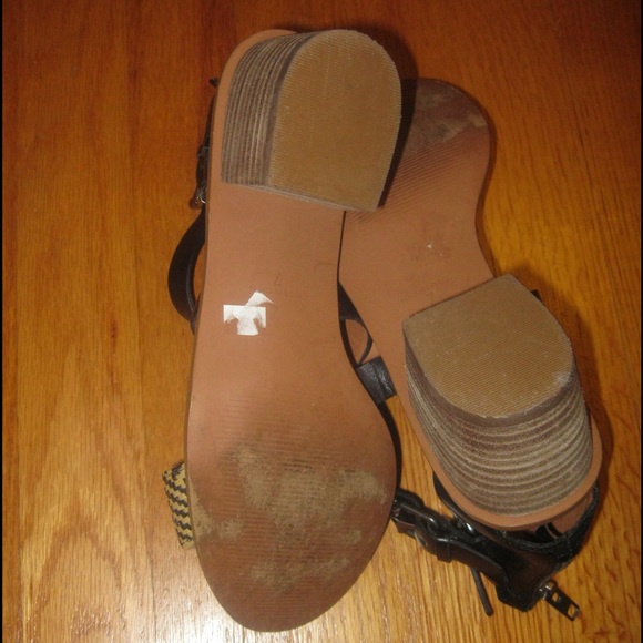 SOLD HP 3/6 Madewell Lora & Graphic Raffia Sandals - Picture 4 of 4