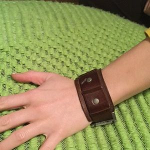 Arm band