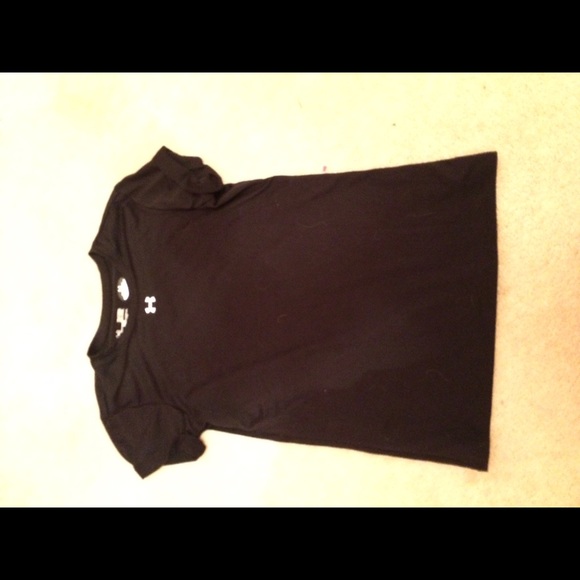 ️SOLD ❤️Under armour top - Picture 2 of 3