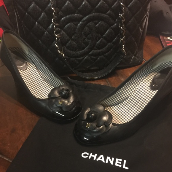 Authentic Chanel Heels w/Flower