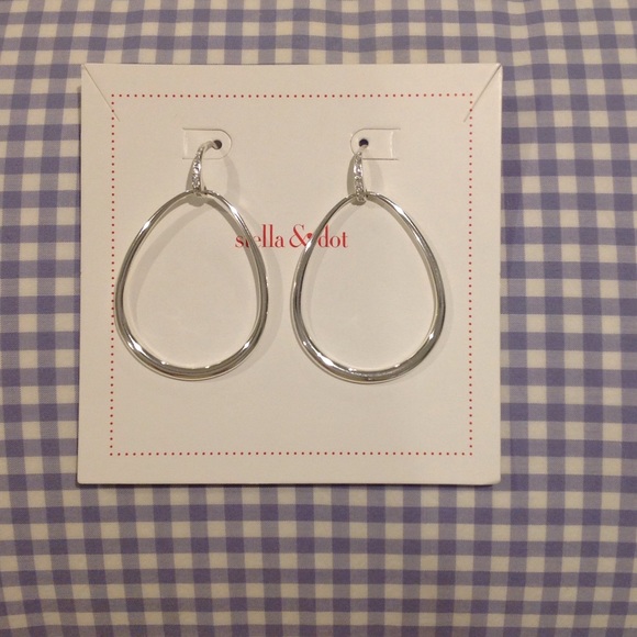 Stella & Dot Hoops