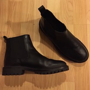 Silence + noise black ankle boots