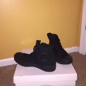 Black converse high tops