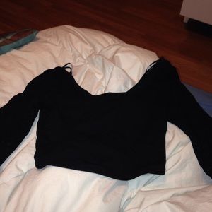 Long sleeve crop top