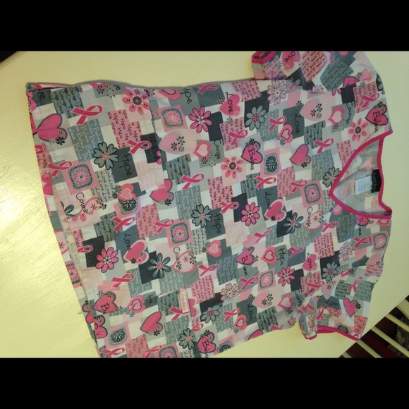 Scrub top