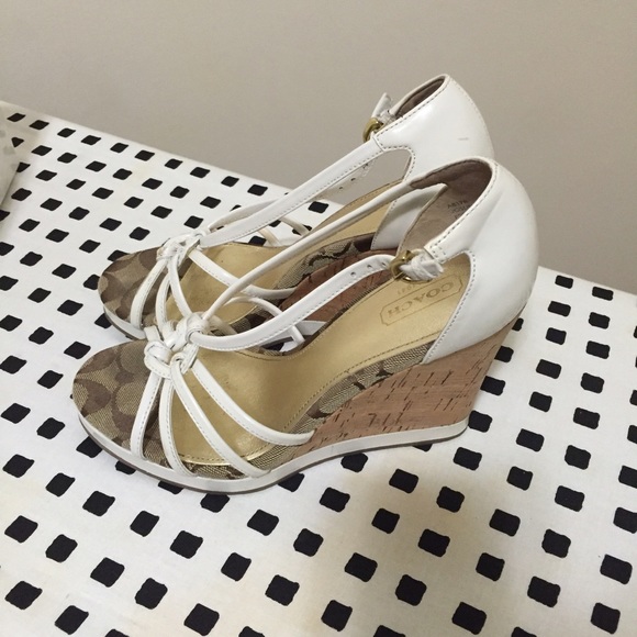 Coach Sandals - size 7