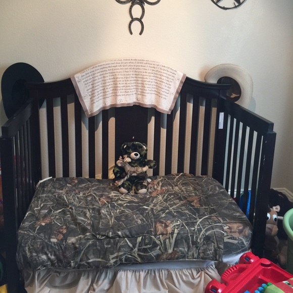 Baby Crib and Camo baby bedding