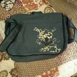 Very cute laptop bag