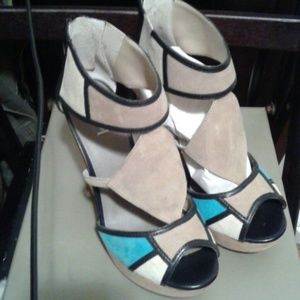 Levity wedges