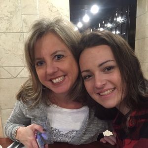Meet your Posher, Melissa