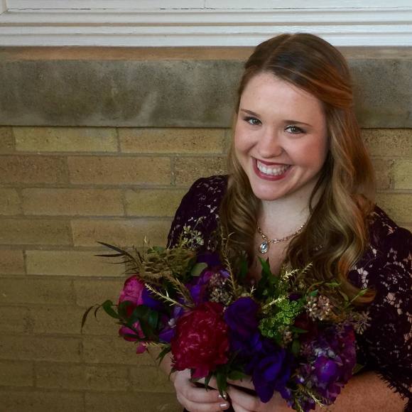 Meet your Posher, Lauren