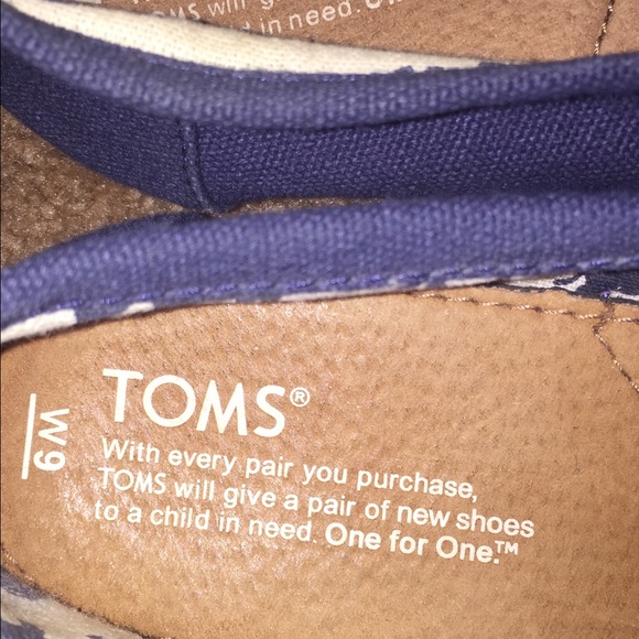 Tom's - Picture 2 of 4