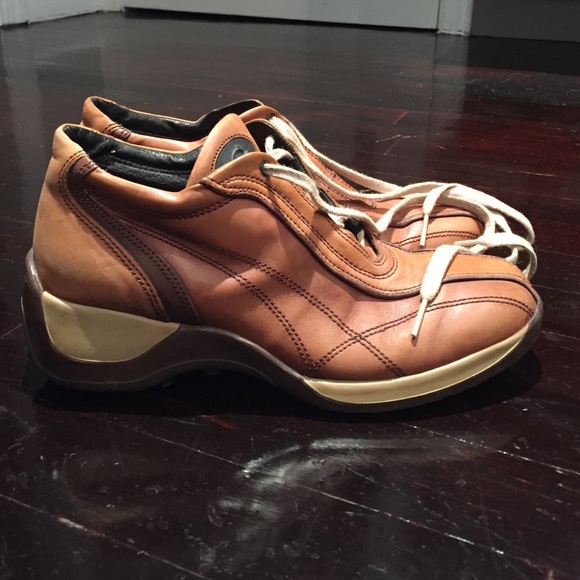 NG Nero Giardini Italian beige leather shoes sZ  9