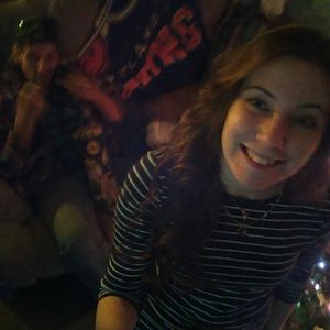 Meet your Posher, Danielle