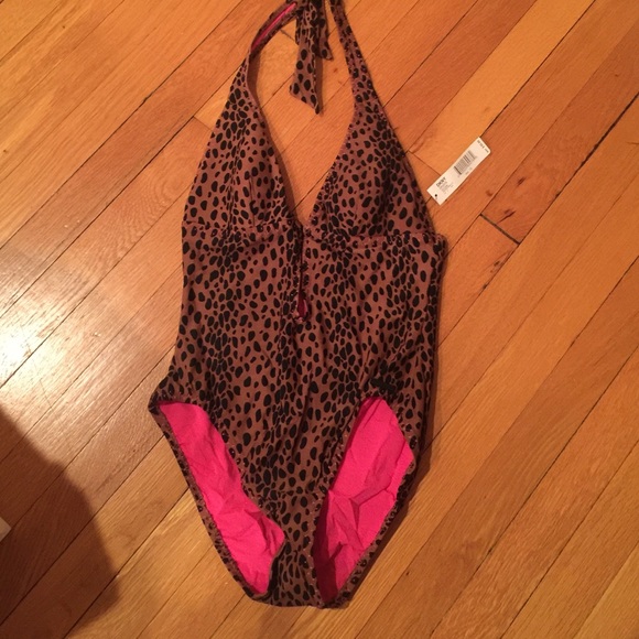NWT ❤️ DKNY Leopard Bathing Suit