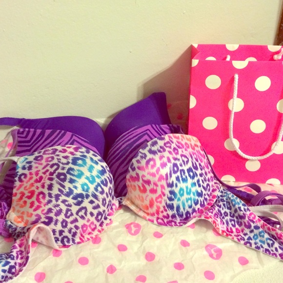 LOT of 3 Victoria's Secret push up bras