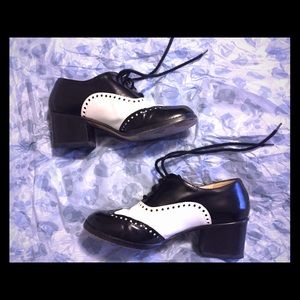 Anne Klein Flapper Oxfords