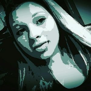 Meet your Posher, Rhiannon