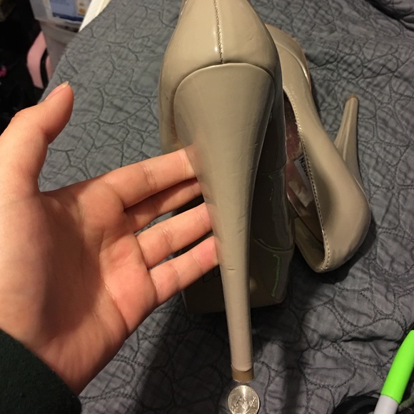 Pumps - Picture 3 of 3