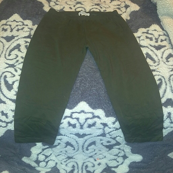 Army Green Capri tights
