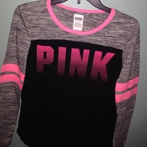 Vs pink tee😍