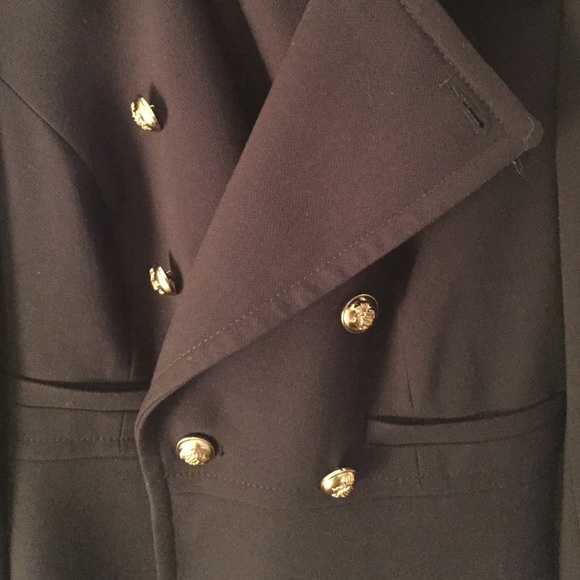 Coat - Picture 2 of 4