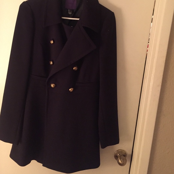Coat - Picture 3 of 4