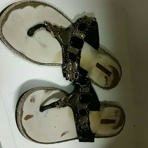 Louis et Cie french flat sandals