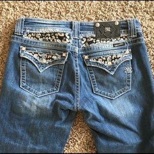 Size 28 Miss Me Capri