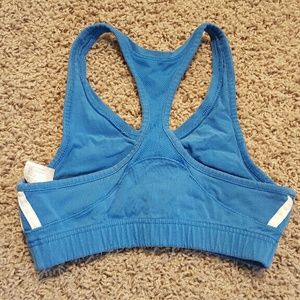 Sports bra