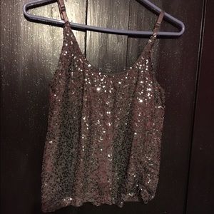 Silver sequenced top