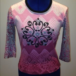 Juniors/Ladies 3/4 sleeve graphic tee