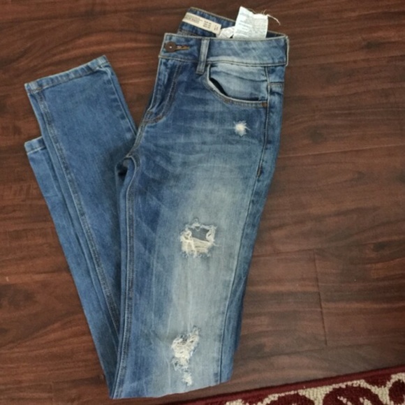 Zara Denim skinny ripped Jeans