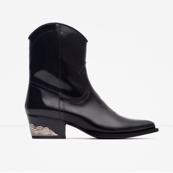 Zara Shoes - 🚫SOLD 🚫NWT Zara Leather Boots Zara Shoes - 🚫SOLD 🚫NWT Zara Leather Boots