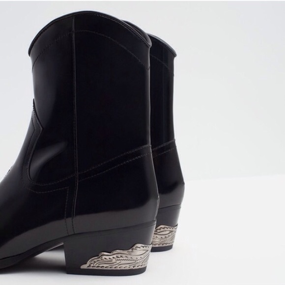 Zara Shoes - 🚫SOLD 🚫NWT Zara Leather Boots Zara Shoes - 🚫SOLD 🚫NWT Zara Leather Boots