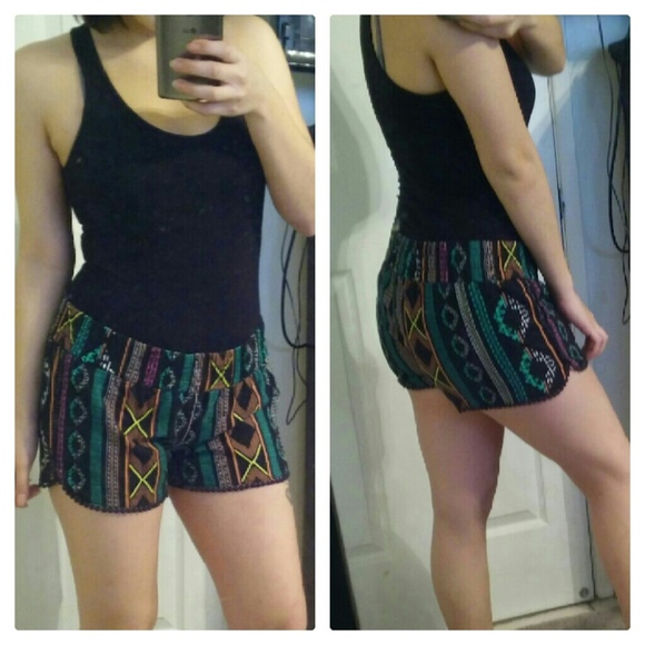 Tinseltown tribal printed shorts