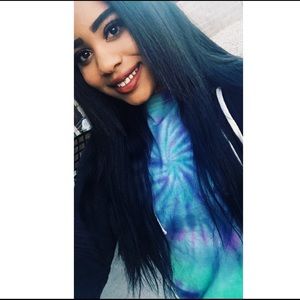 Meet your Posher, Nina