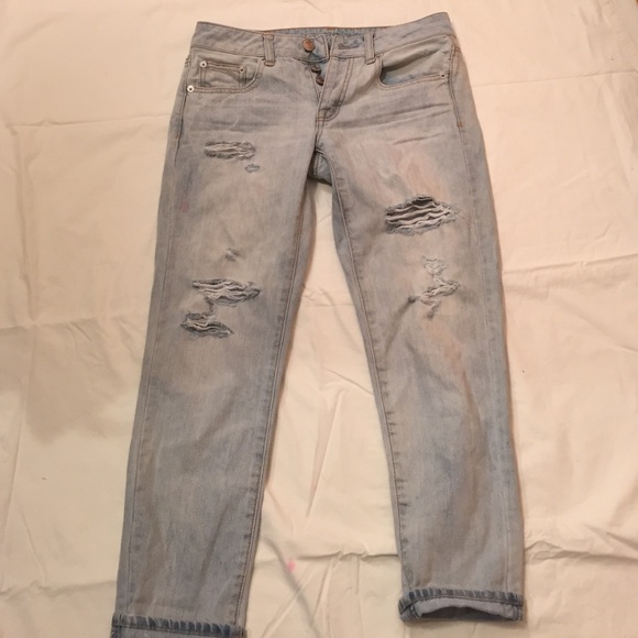 American Eagle boyfriend crop jeans