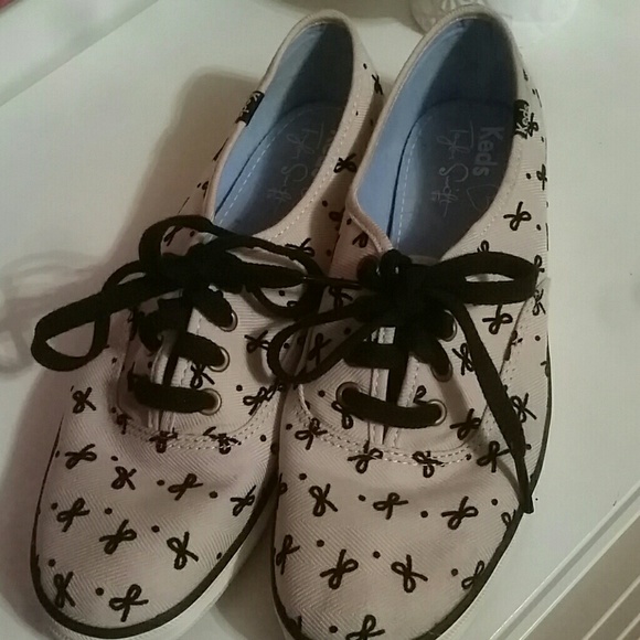 Taylor Swift keds