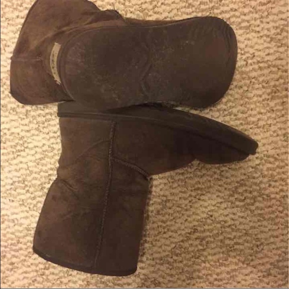 Used Uggs - image 4