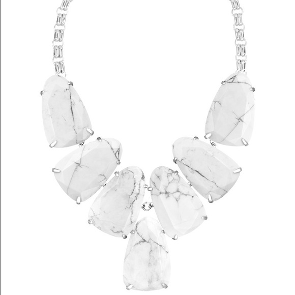 Kendra Scott Harlow statement necklace howlite new - Picture 2 of 4