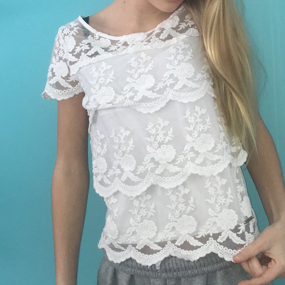 Abercrombie & Fitch lace top