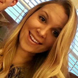 Meet your Posher, Allie