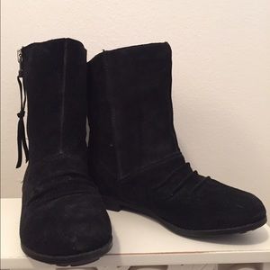 ALDO Black Suede Zipper Flat Ankle Boots Booties