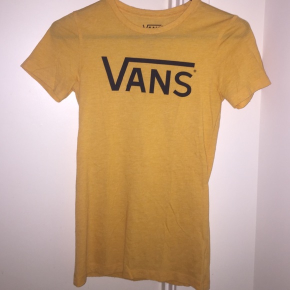 Fitted female Vans top size XS.